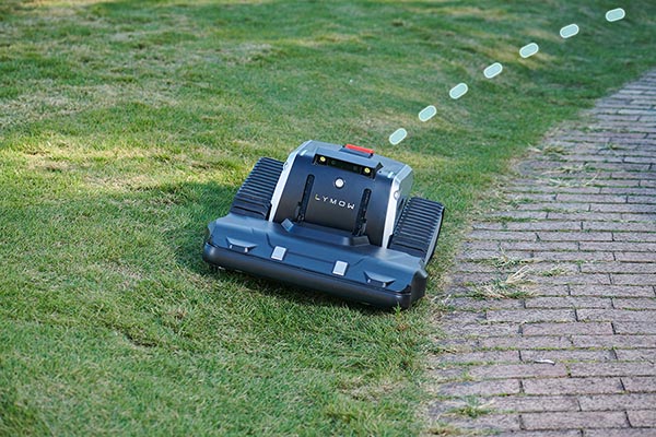 RTK Robotfűnyíró terepre, nagy területre - Lymow